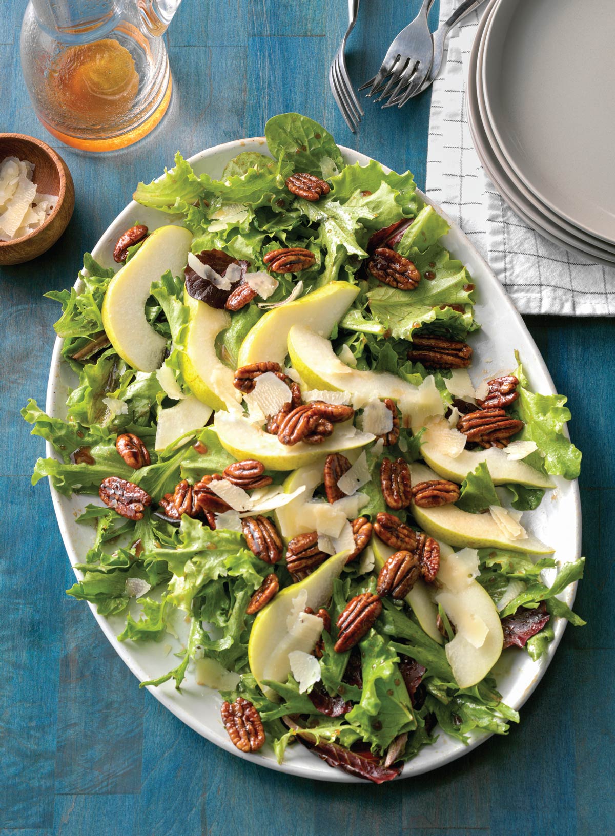 Taste of Home - Thanksgiving Recipes: 104 Simple Recipes For An Unforgettable Feast, Turkey Tips & Tricks, Easy Appetizers, No-Fuss Slow Cooker Sides, Must-Try Thanksgiving Desserts & More!