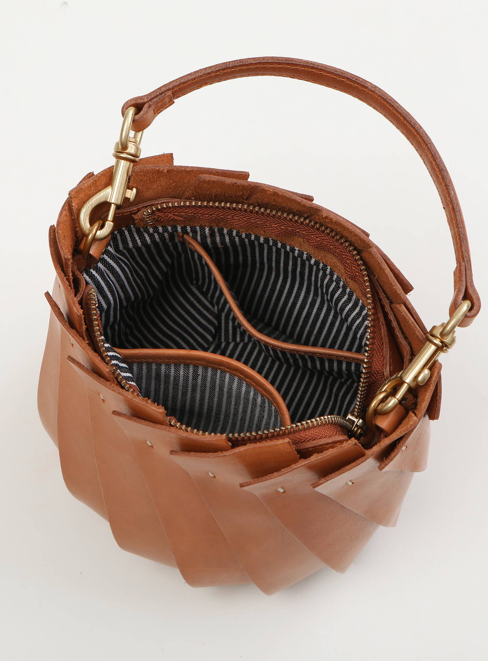 Bloom Bucket Tote - Tan