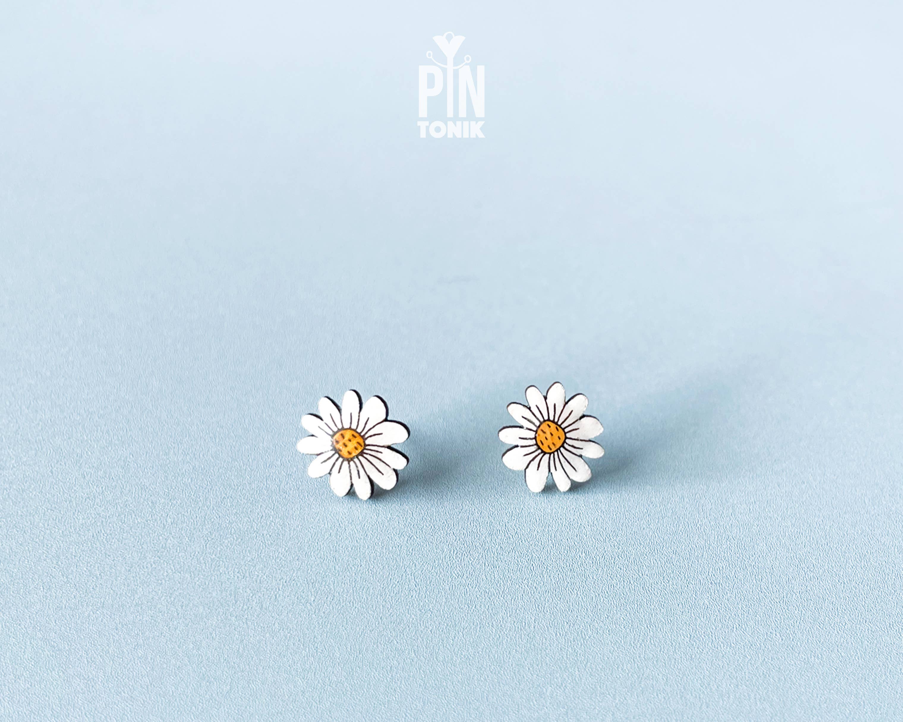 White Daisy Earrings - Tiny Flower Stud Earrings