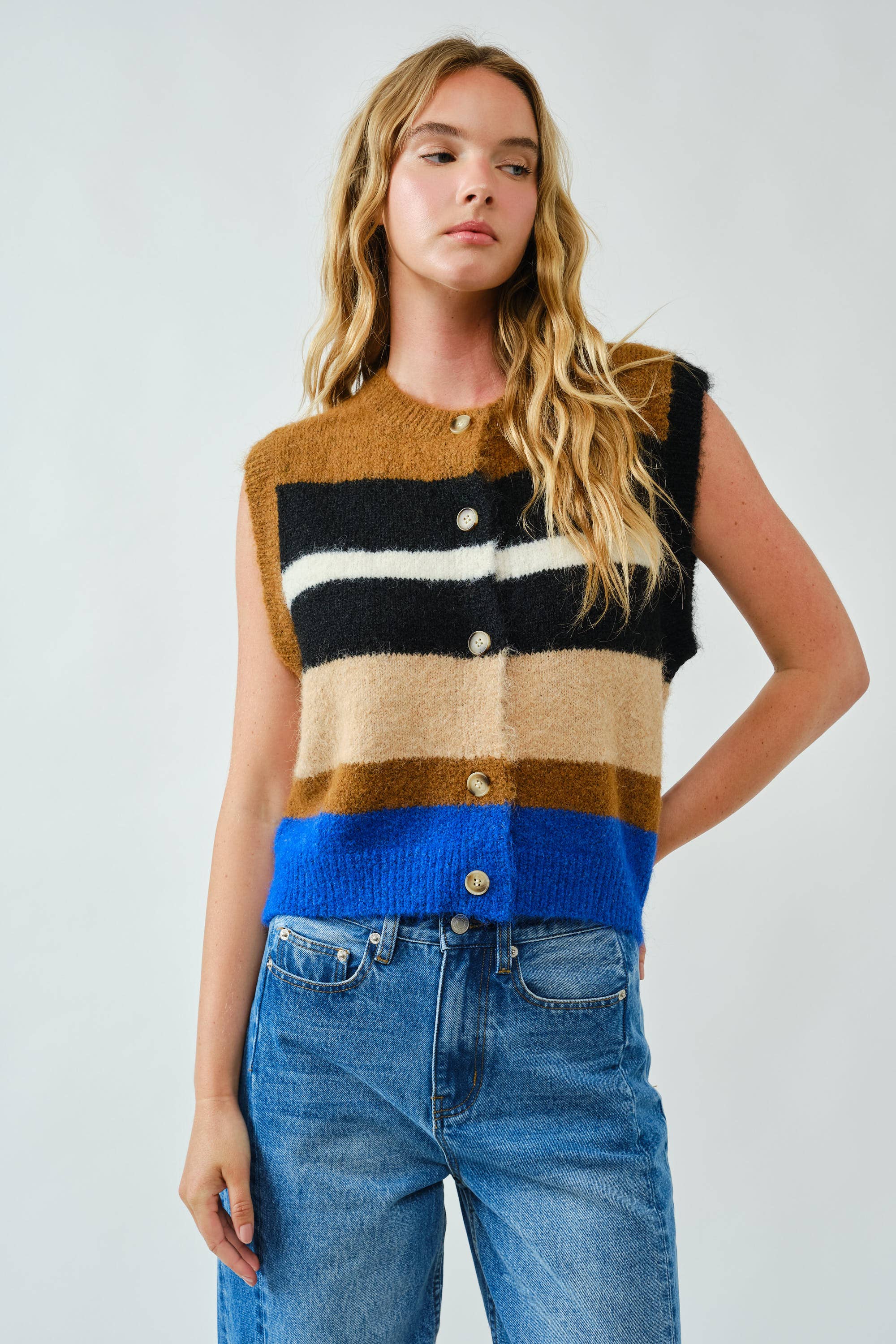 AJT5209 SOFT PULLOVER MULTICOLOR STRIPED SWEATER VEST