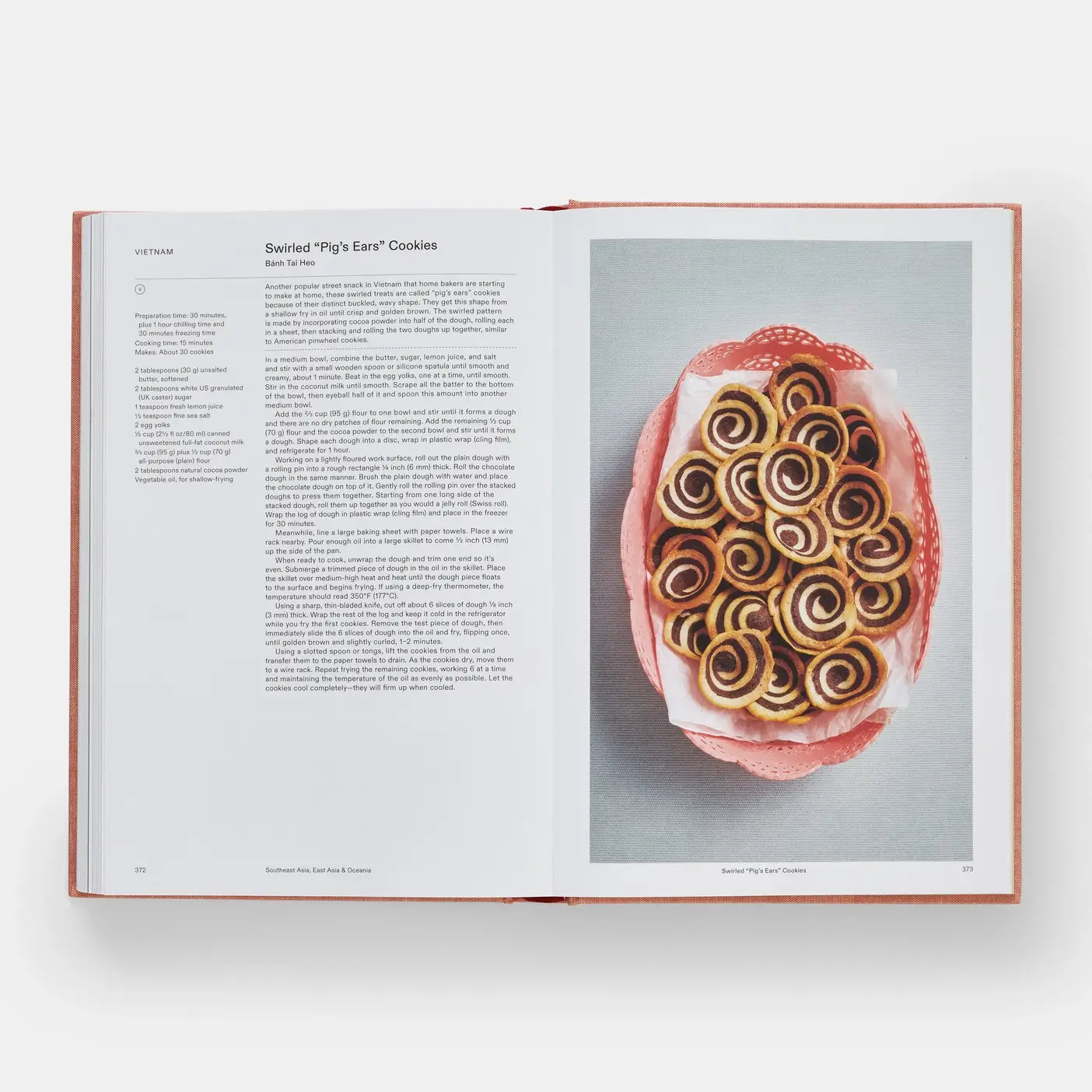 Crumbs: Cookies And Sweets From Around The World (2024)