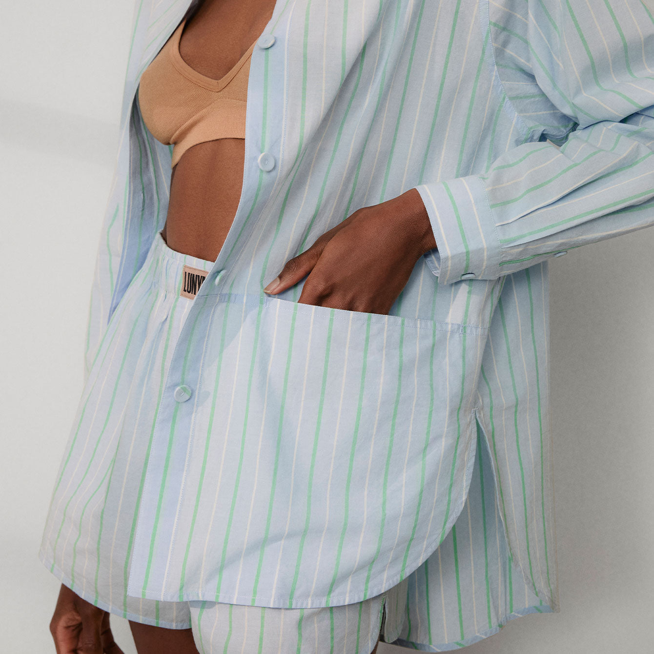 Airy Cotton Curved Hem Shirt
