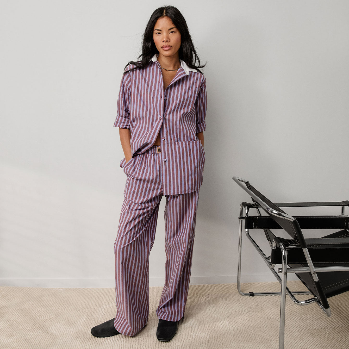 Airy Cotton Curved Hem Shirt