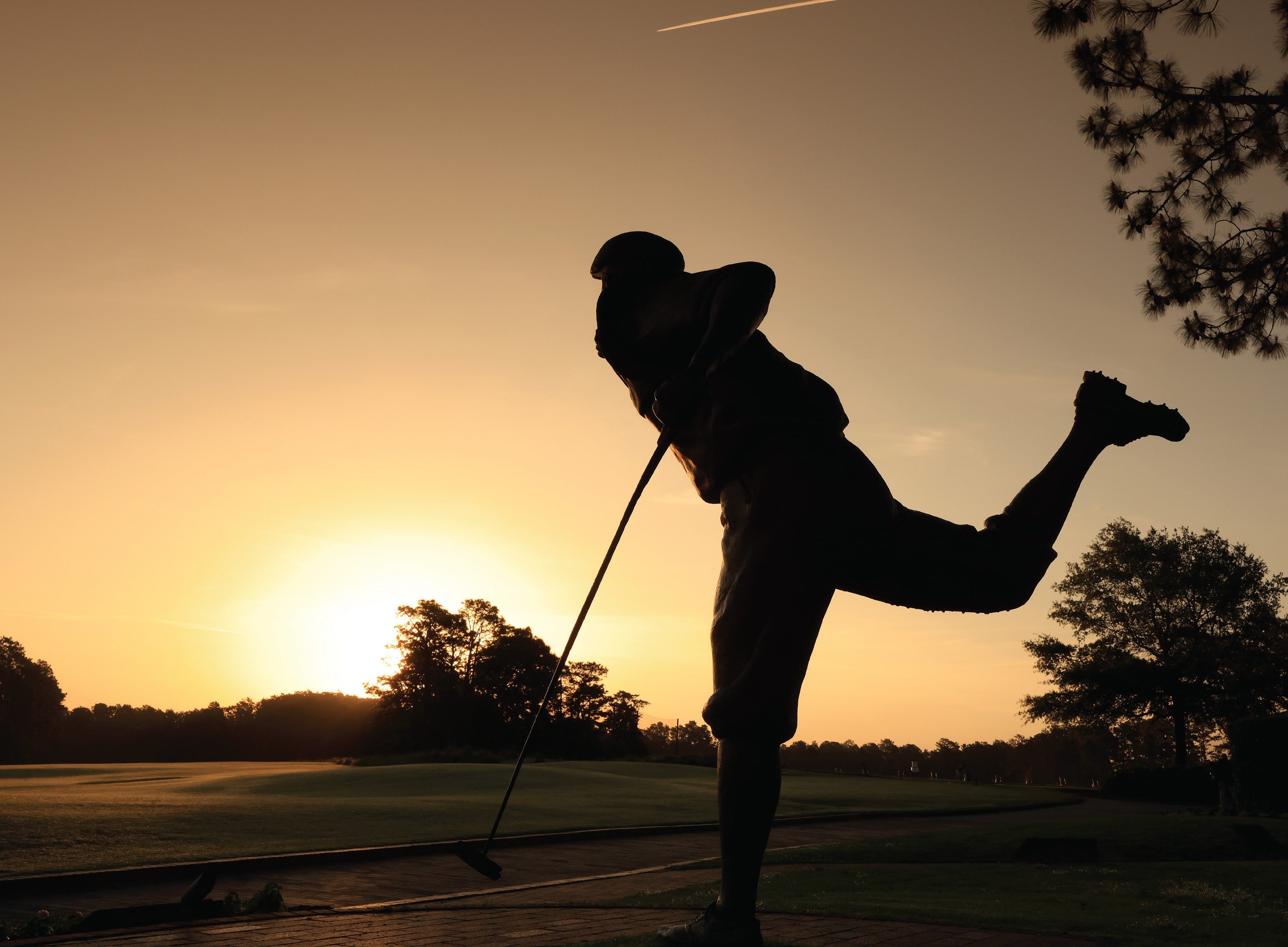 2024 Calendar - World's Most Beautiful Golf Courses: 12 Month, Bandon Dunes, Augusta, St. Andrews, Pebble Beach, Facts, Golf Legends, Jack Nicklaus, Golden Bear, Quotes, History & Golf Enthusiast Gift