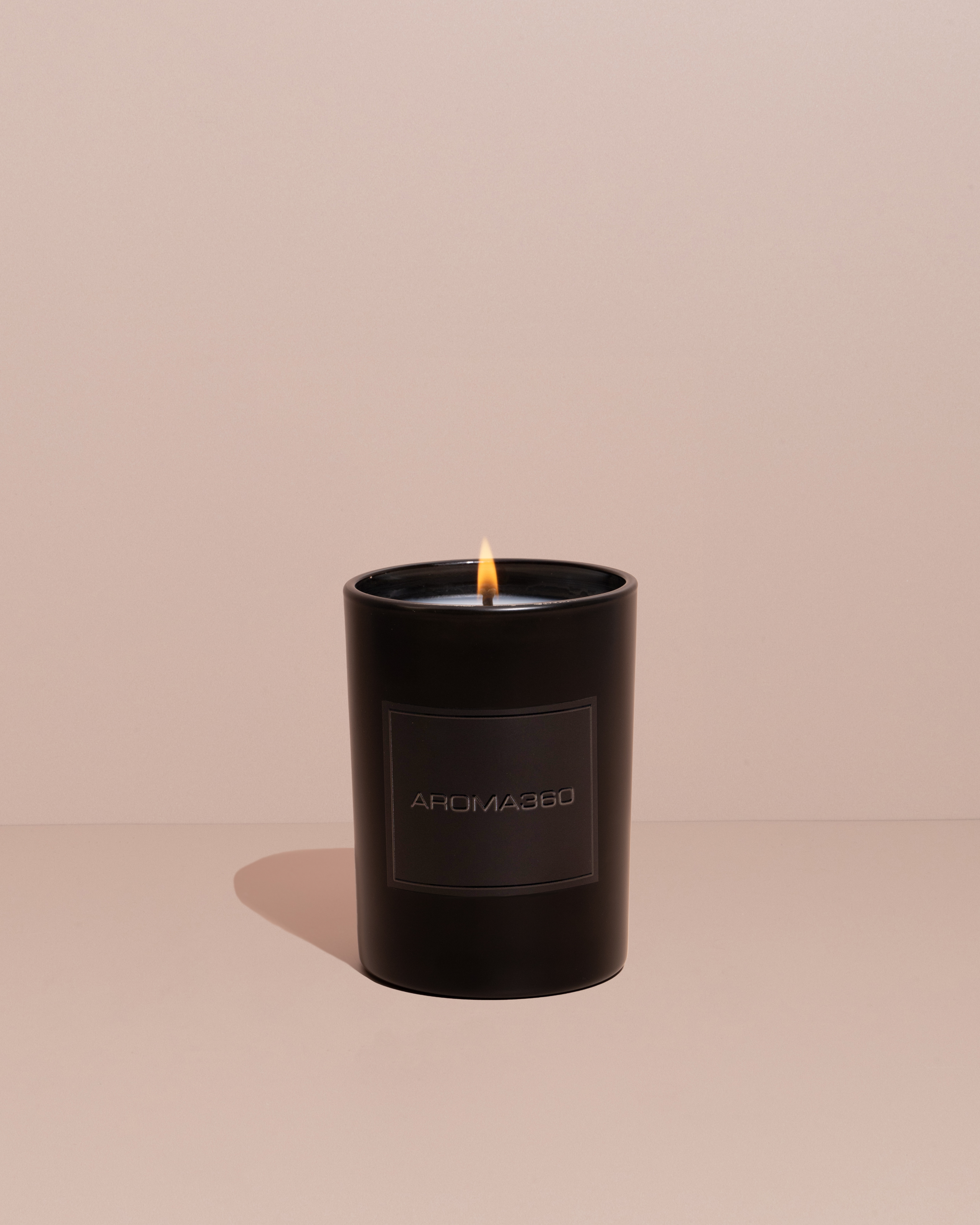 Black Velvet Single-Wick Candle