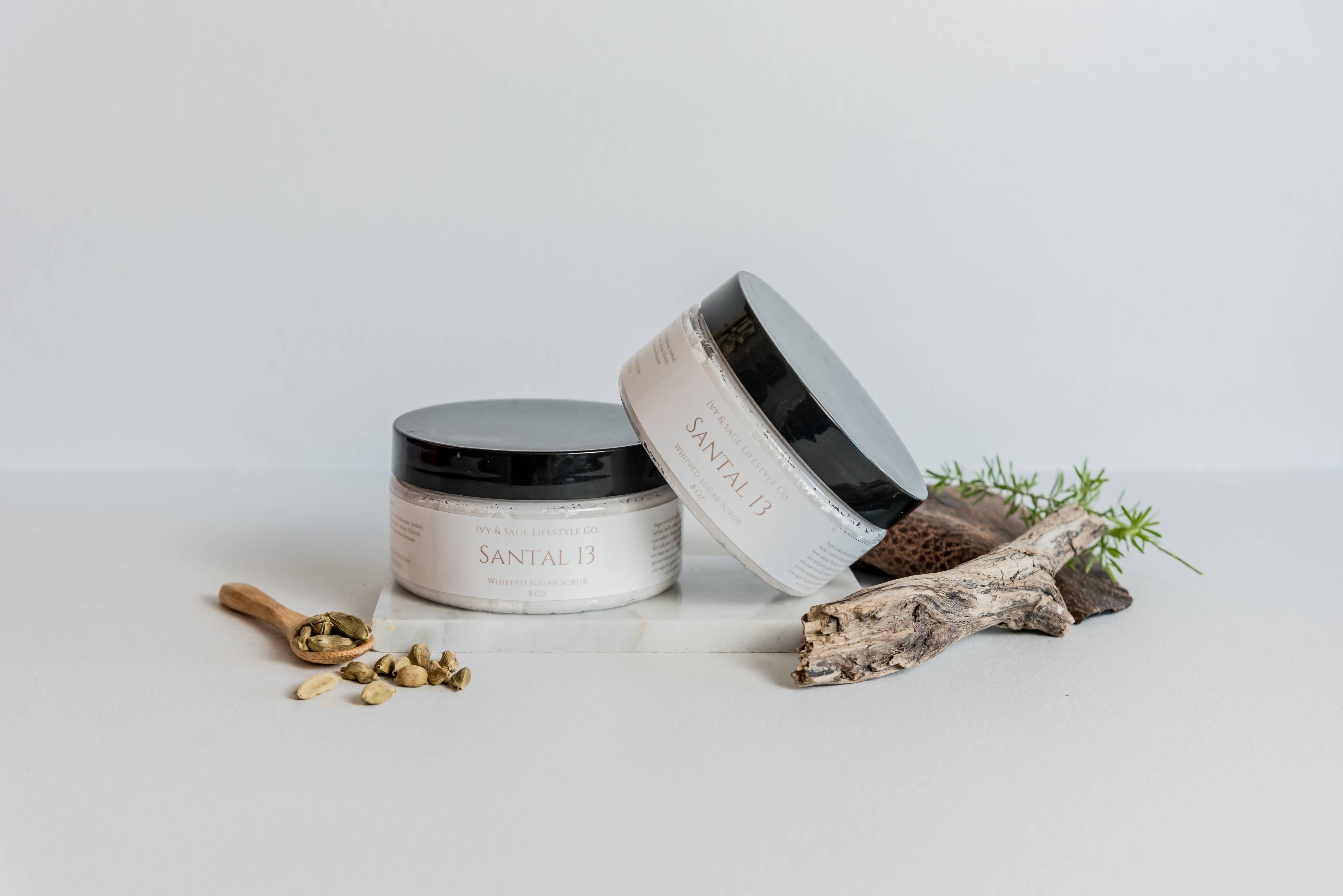 Santal 13: Sugar Scrub