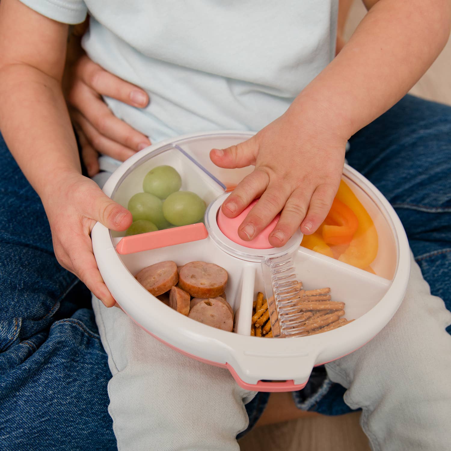 GoBe Kids Large Snack Spinner Slide, Travel Snack Box