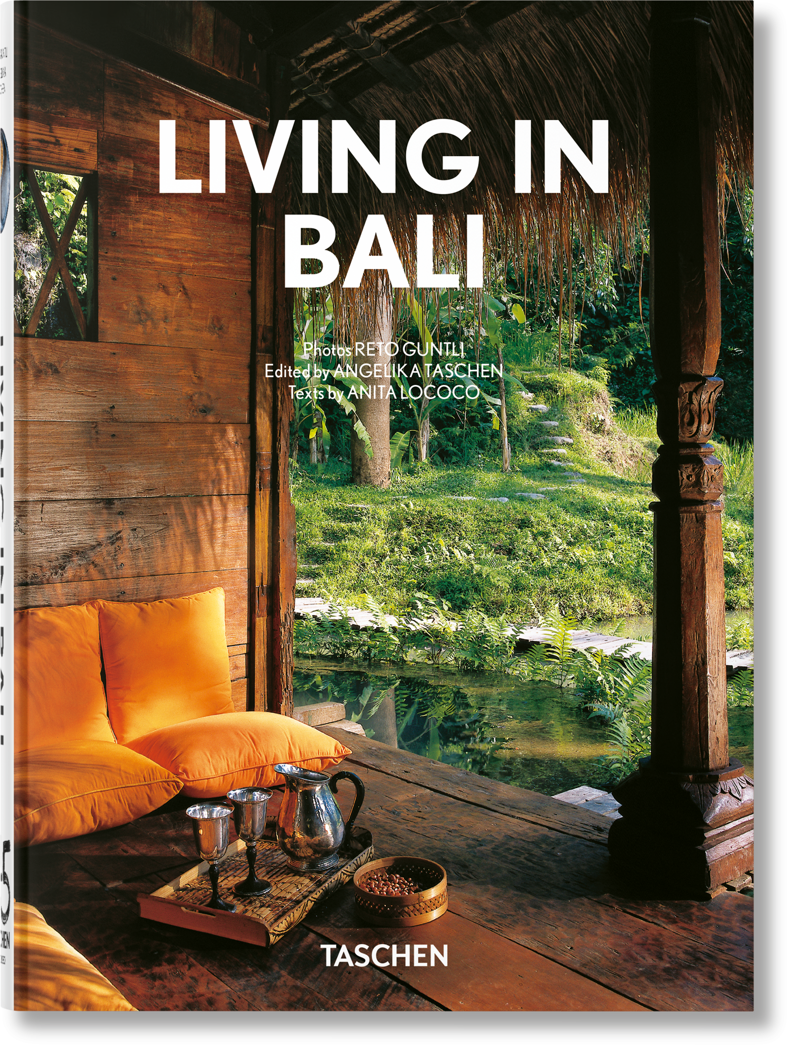 Living in Bali. 45th Ed (German, French, English)