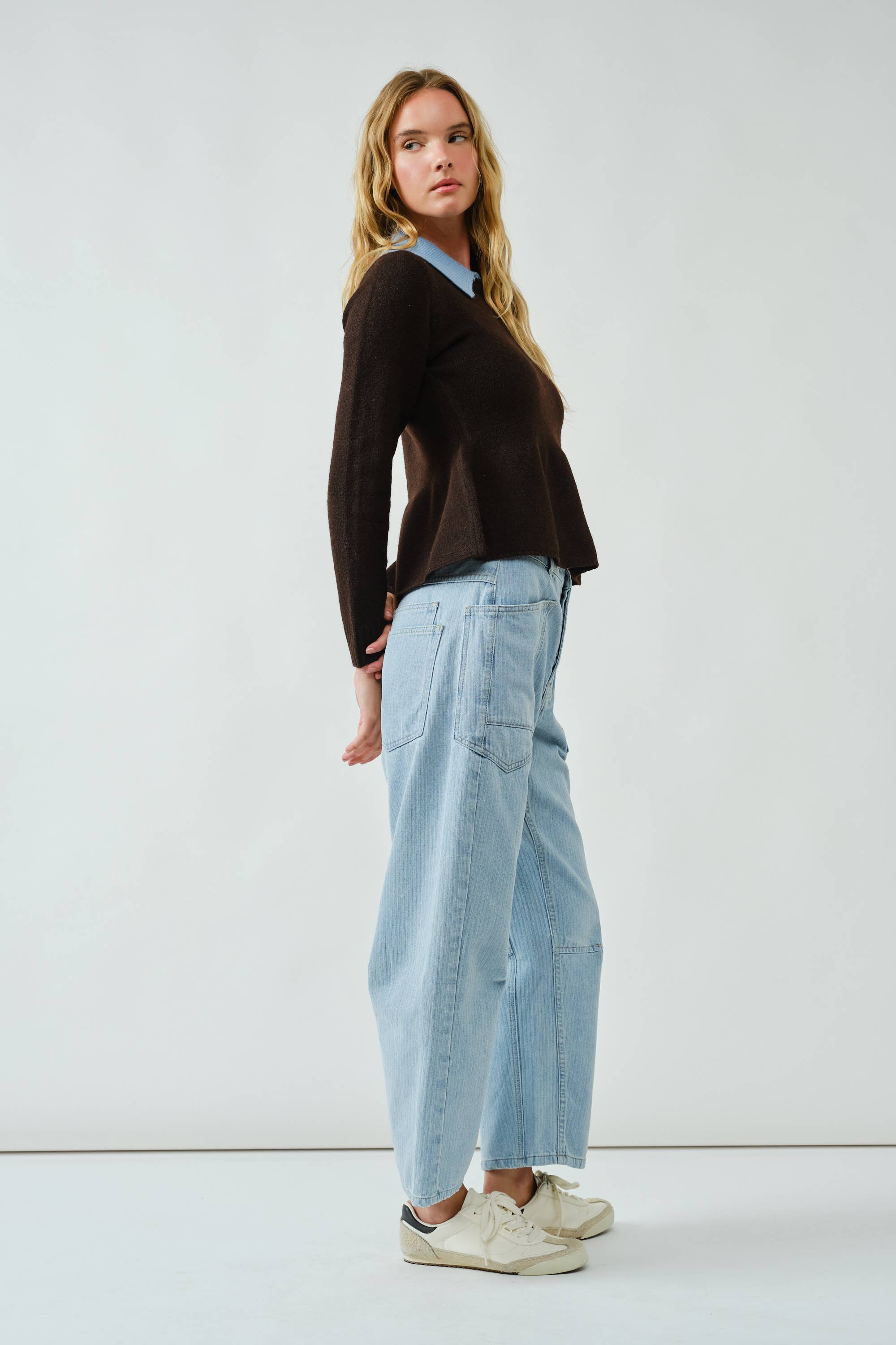 AJT5025 PEPLUM SWEATER WITH CONTRAST COLLAR
