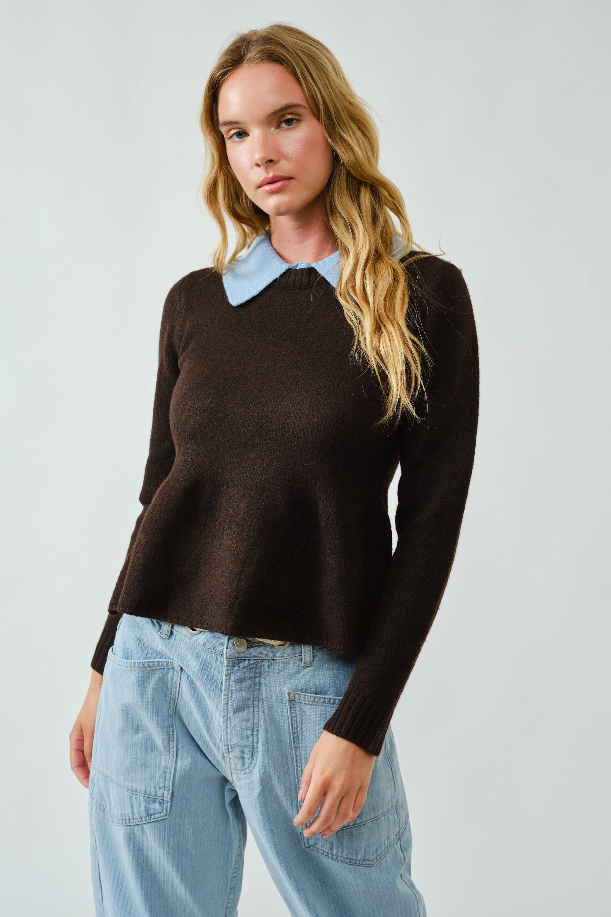 AJT5025 PEPLUM SWEATER WITH CONTRAST COLLAR