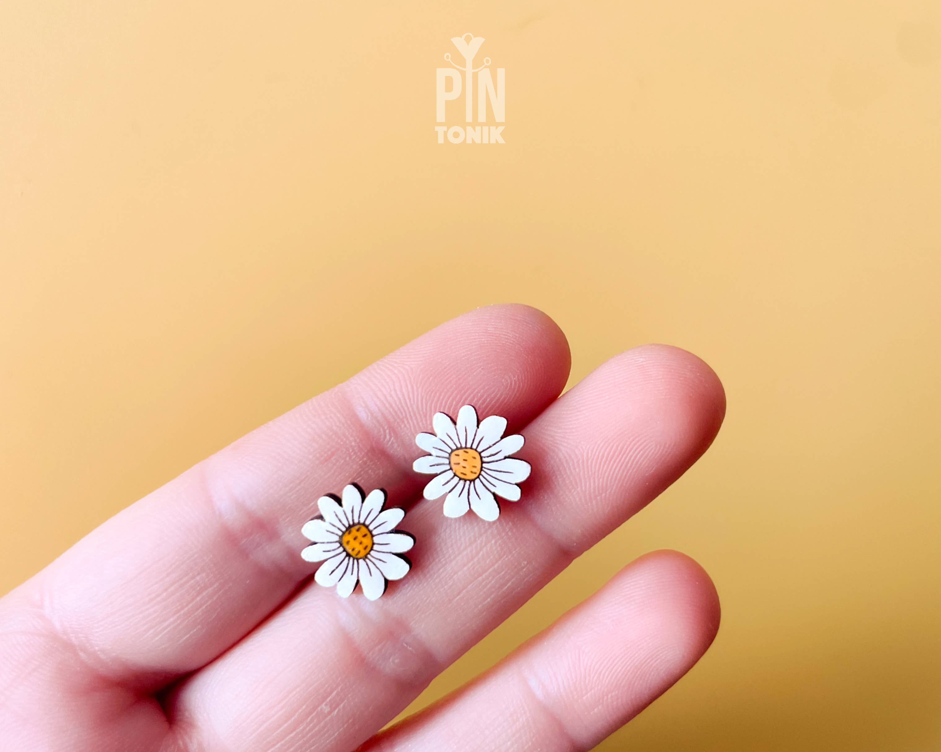 White Daisy Earrings - Tiny Flower Stud Earrings