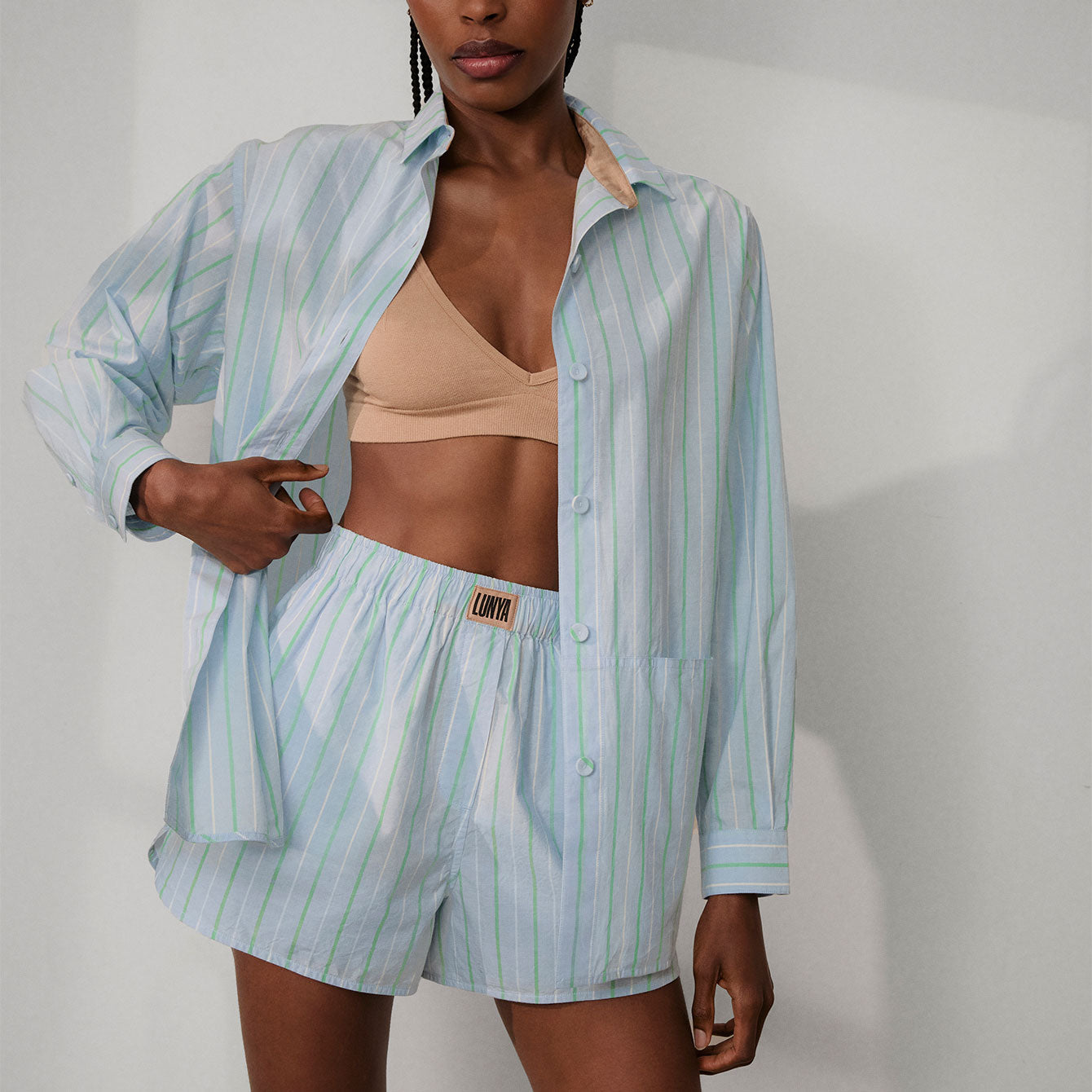Airy Cotton Curved Hem Shirt