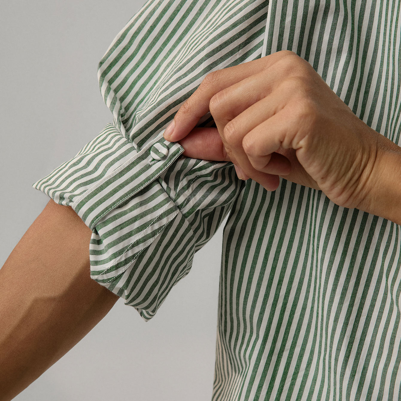 Airy Cotton Curved Hem Shirt