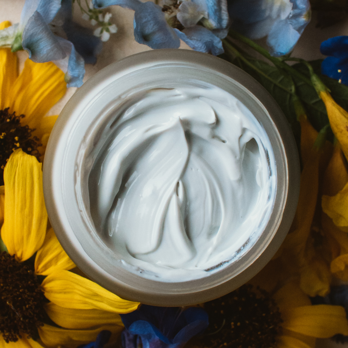 Pot of Shade: Heliotropic - SPF 30 & Primer