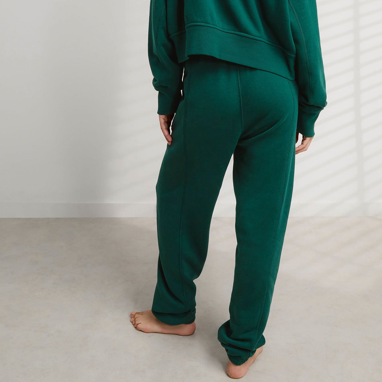 Silksweats™ Midweight Reversible Seamed Jogger