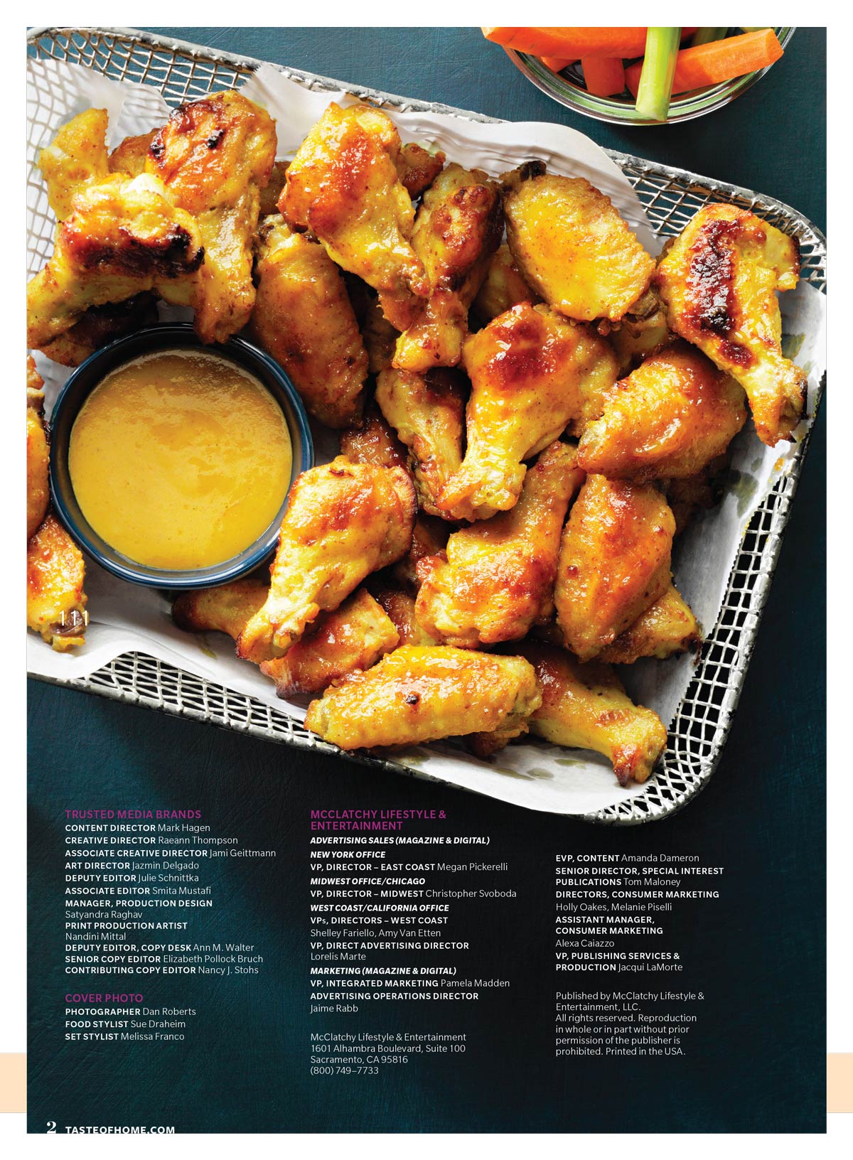 Taste of Home - Fall Recipes: 106 Quick & Easy Comfort Foods, Cozy Casseroles, Heartwarming Soups, Parmesan Bacon Bubble Bread, Irresistible Seasonal Desserts & More!