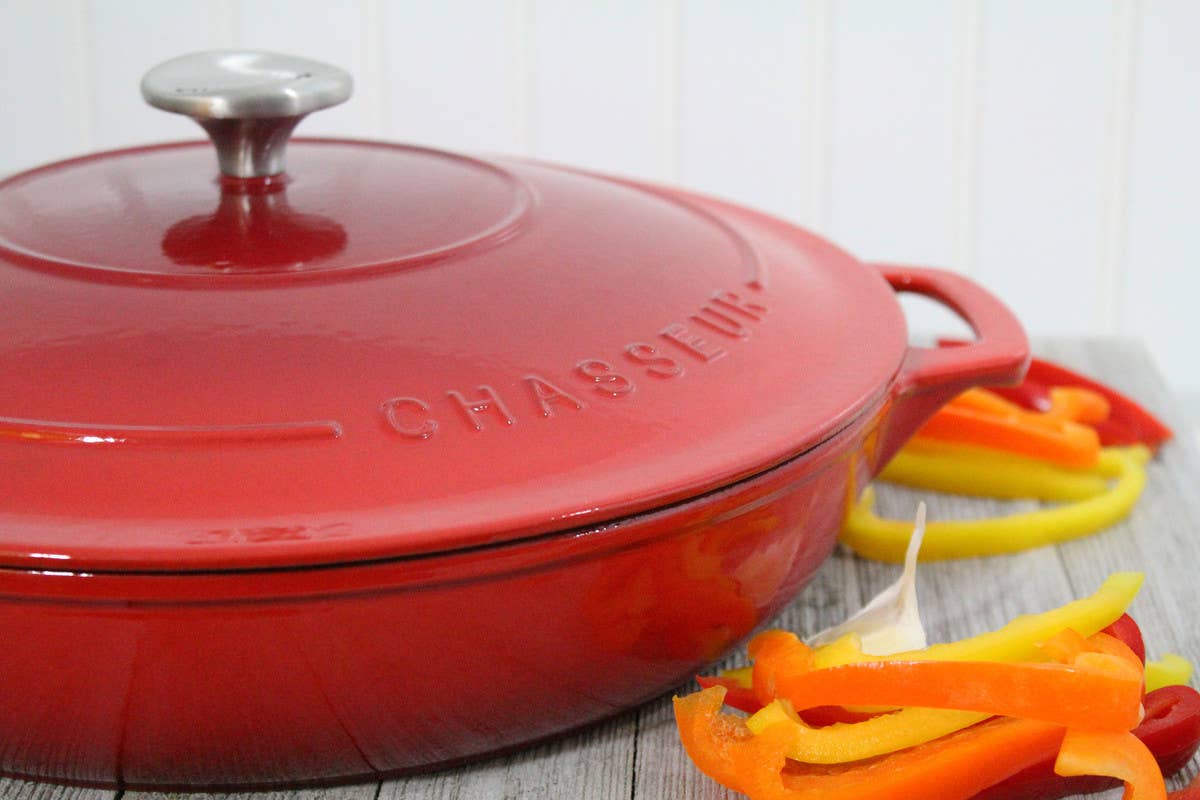 Chasseur Enameled Cast Iron Braiser with Lid 2.6qt