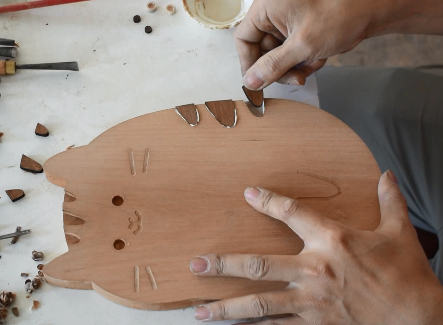 Hand Carved Serving Board - Cute cat /Handmade