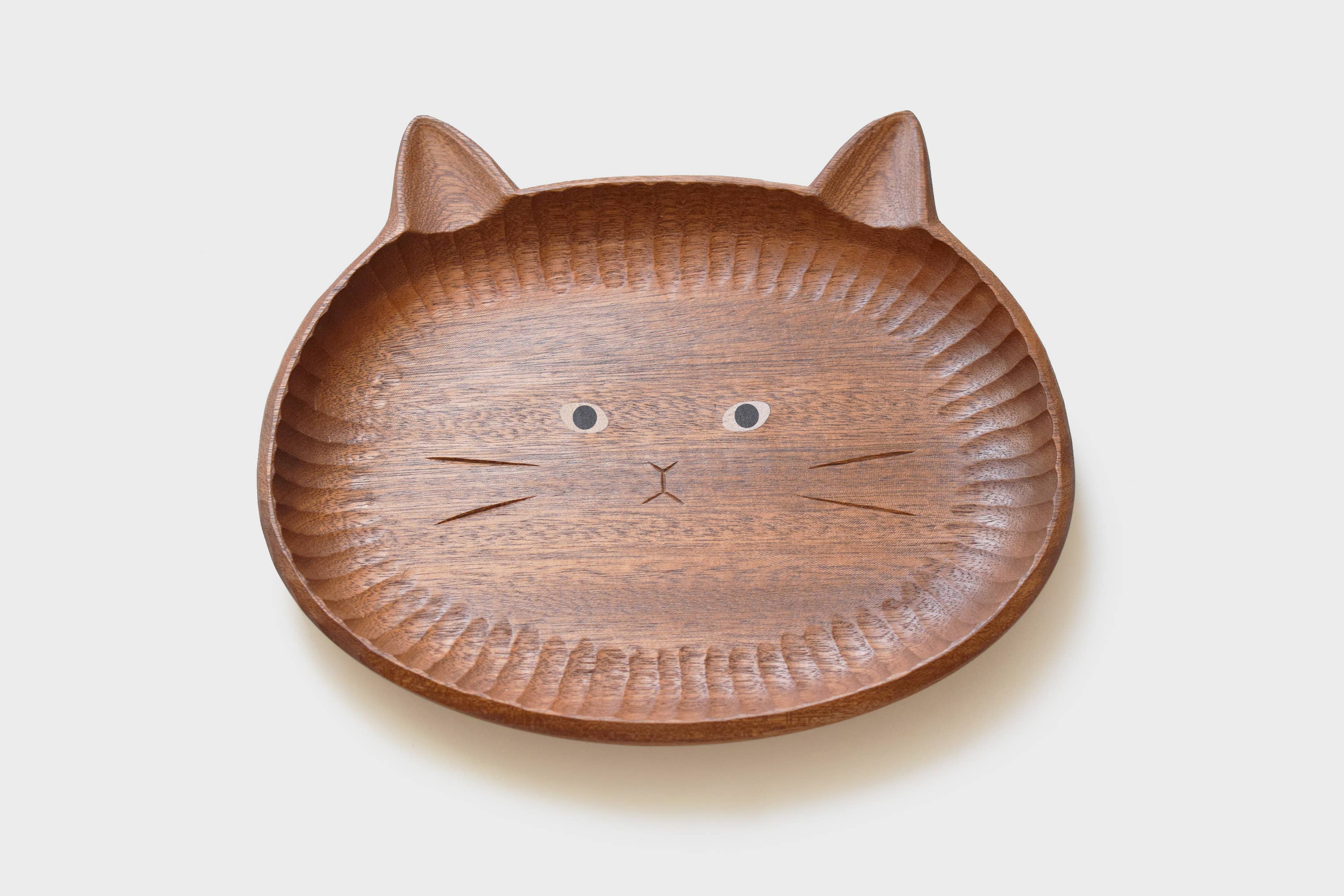 Hand carved wooden plate - Small Eyes Cat / Home Decor