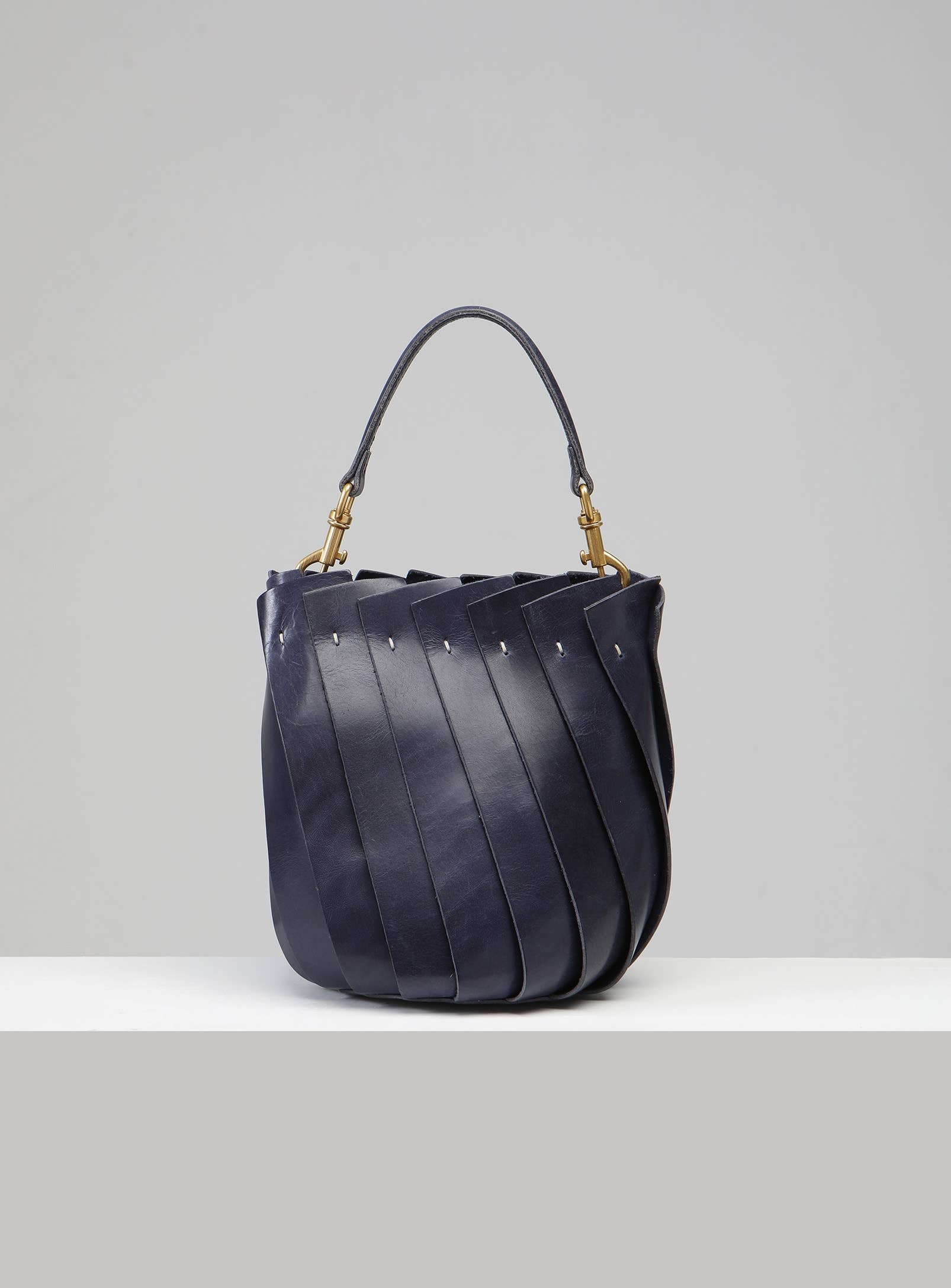 Bloom Bucket Tote - Midnight