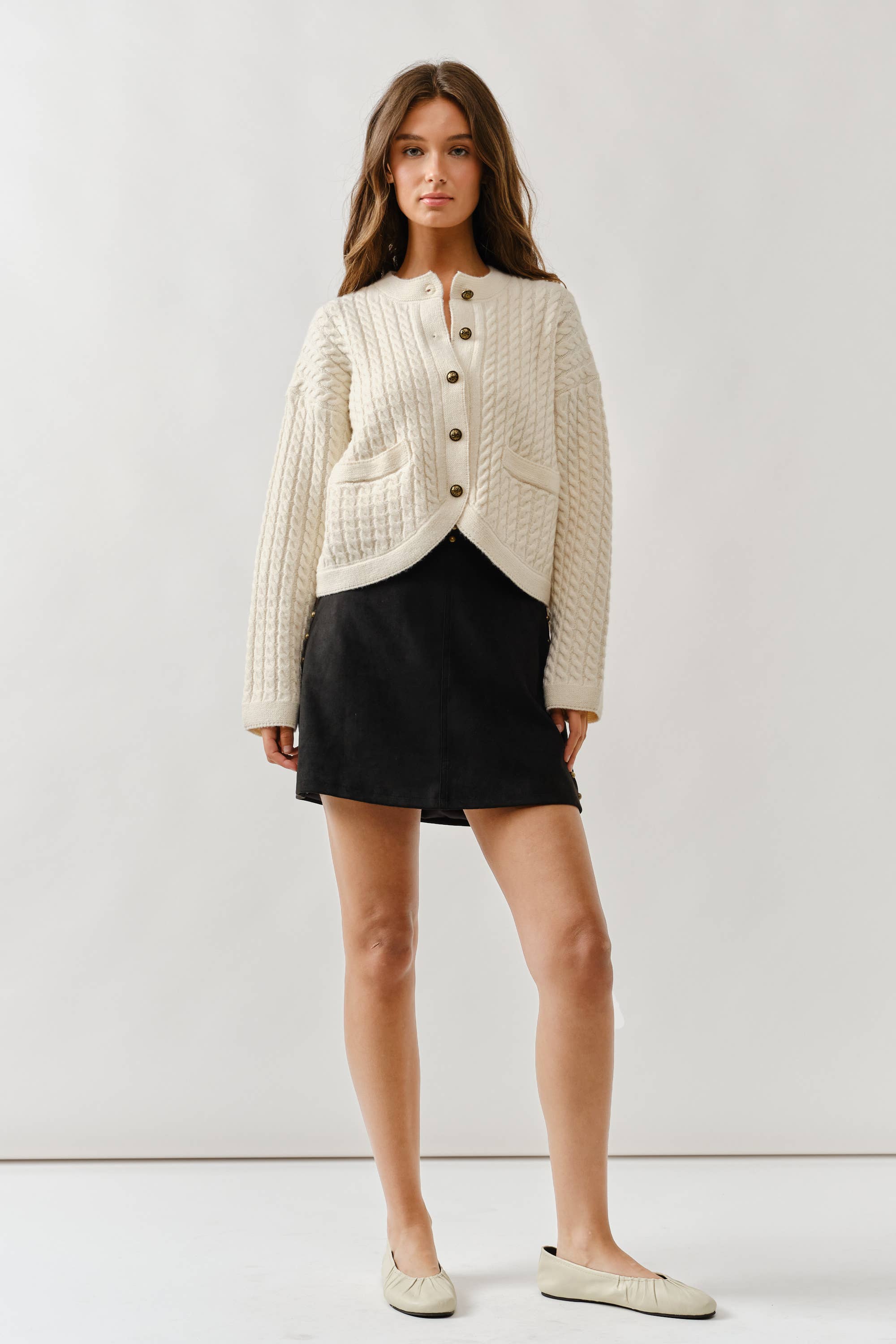 MAS3292 SUEDE MINI SKIRT W/BRASS STUDS