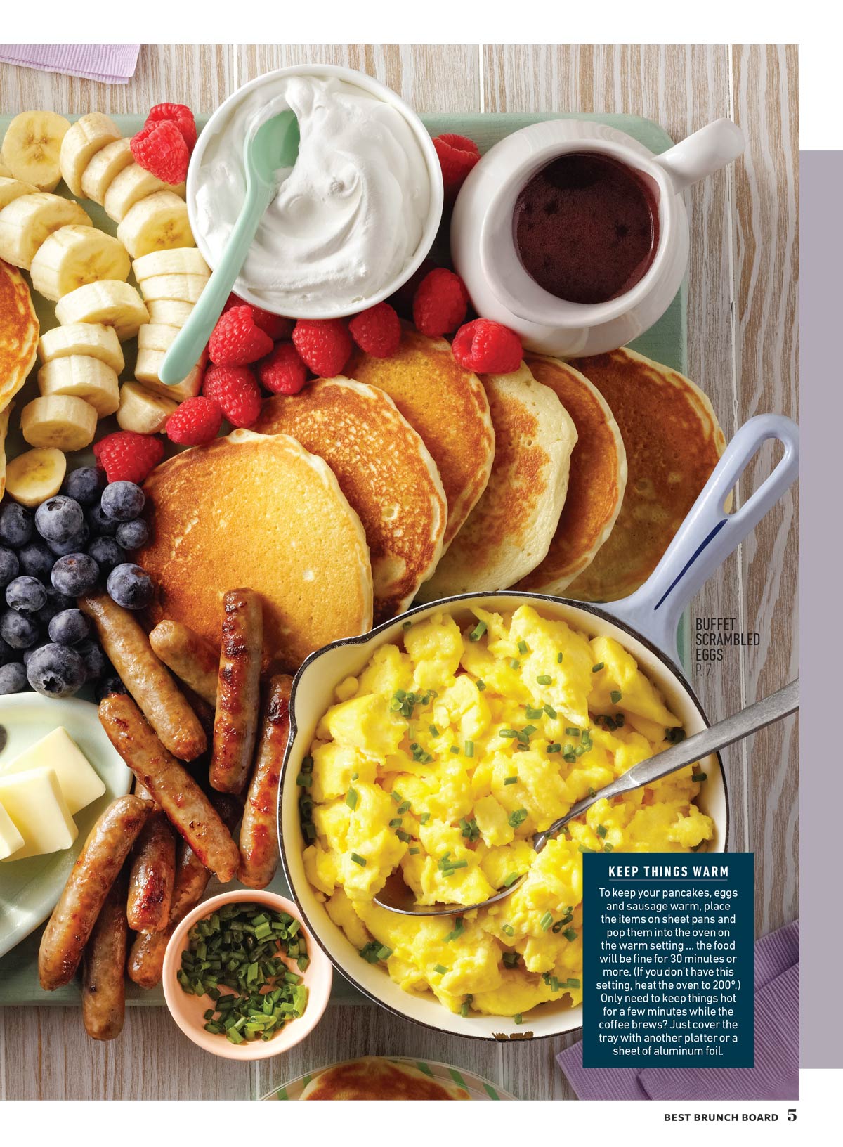 Taste of Home - The Complete Brunch Cookbook: 102 Hassle-Free Recipes, Perfect For Gatherings, Make-Ahead Meals, Bloody Mary's, Cheese Danish, Slow Cooker Burritos, Egg Bakes, Pancake Boards & More!